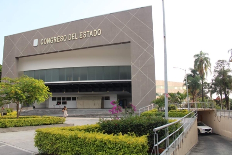 “Cazar pensiones”, deporte estatal  