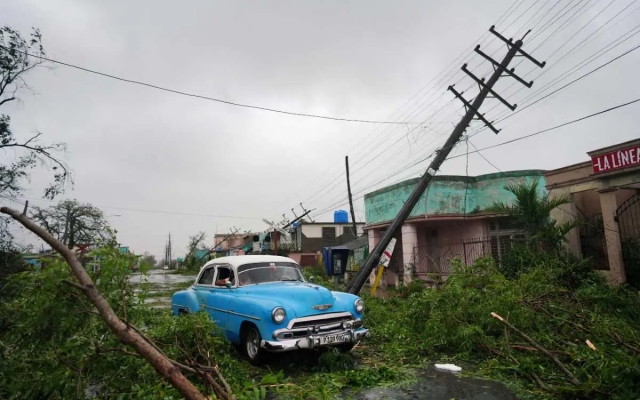 Inundaciones, 11 millones de personas sin luz y desplazados, los daños de &#039;Ian&#039; en Cuba