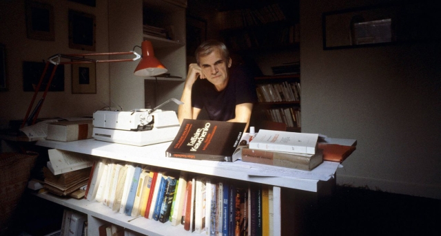 Muere el escritor Milan Kundera a los 94 años