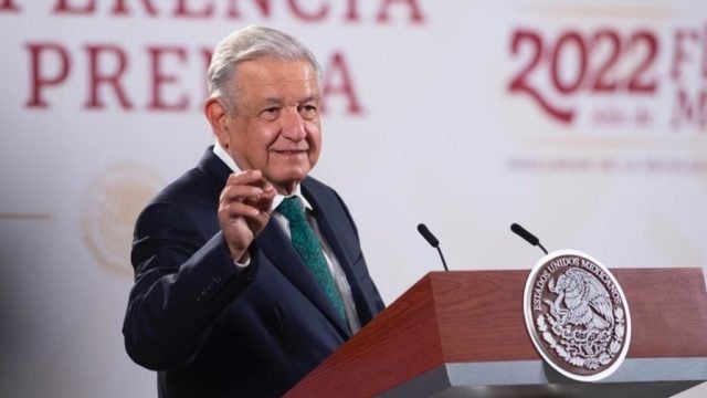 Antes de que termine el año podría concretarse la venta de Banamex: AMLO