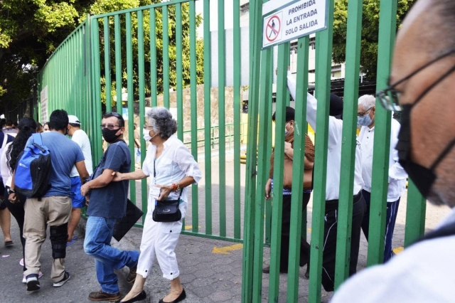 Sólo una profesional de la salud llegó a la convocatoria. 