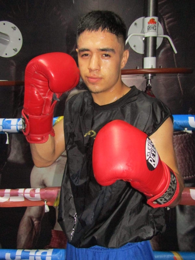 El peleador cuernavacense César “el bandido” Mejía va a medirse a José Antonio Huerta, en busca de su segundo triunfo consecutivo en su carrera profesional.