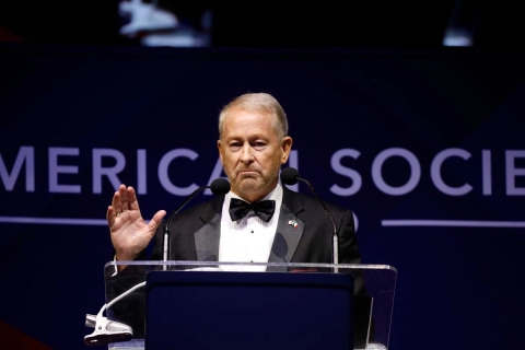 Embajador Johnson reconoce valent&iacute;a de fuerzas mexicanas tras abatimiento de 'El Mencho'