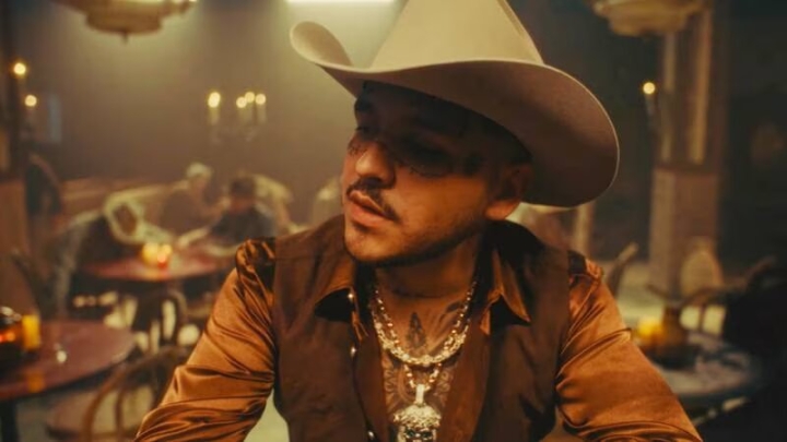 Christian Nodal estrena ‘Un cumbión dolido’, para bailar y llorar