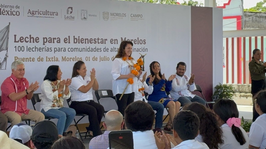 Preside gobernadora Margarita González Saravia inauguración de lechería comunitaria en Ahuehuetzingo