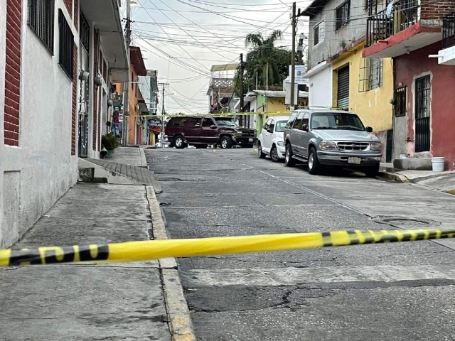 El ahora detenido viajaba a bordo de una camioneta que también quedó a cargo de las autoridades.