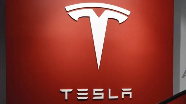 Tesla suspende producción en Berlín por conflicto en Mar Rojo