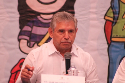 Cada quien debe reparar los daños: Urióstegui, tras marcha 8M