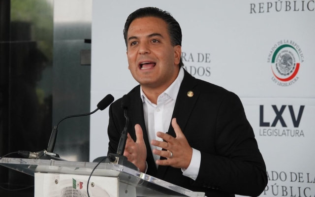 Damián Zepeda advierte al PAN: &#039;se reinventa o muere como opción política&#039;
