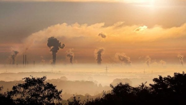 La Tierra se calentará este siglo 2.8° si no cae más la emisión de gases: ONU