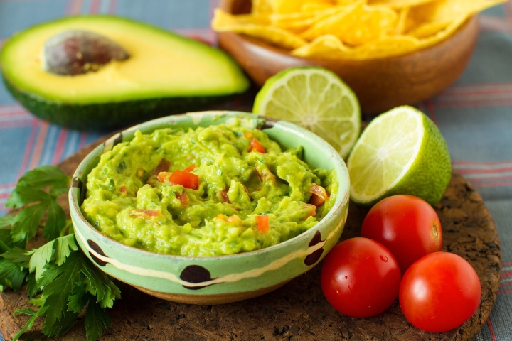 ¿Por qué el guacamole es la preparación más consumida en el Super Bowl?