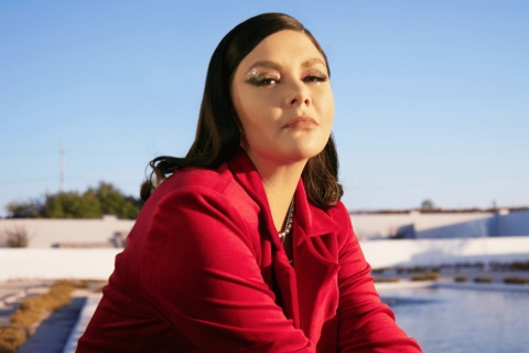 Yuridia da la bienvenida a su tercer hijo y comparte emotivas imágenes de su familia