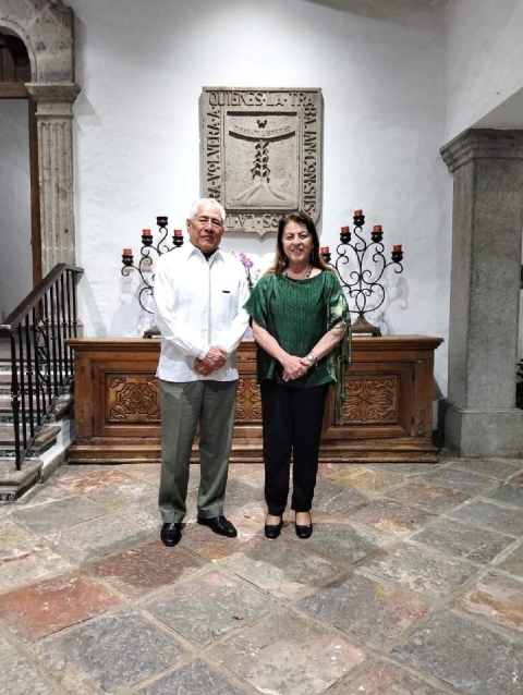 La gobernadora Margarita González Saravia recibió al embajador de México en Venezuela, Leopoldo de Gyvés de la Cruz, con quien sostuvo un diálogo enfocado en estrechar la cooperación internacional desde una visión social y humanista. 
