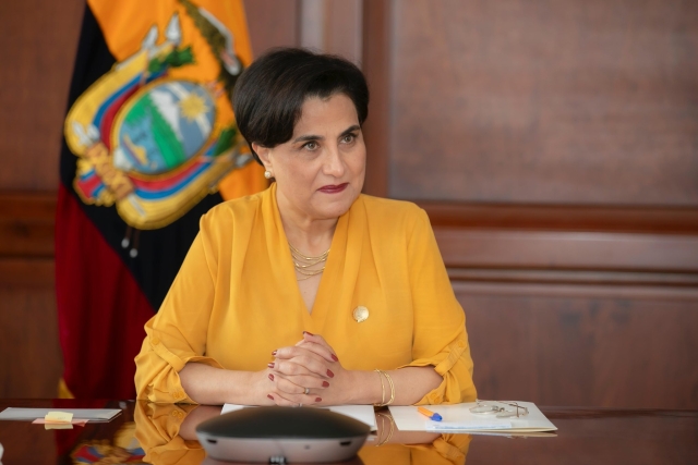  Gabriela Sommerfeld, Canciller de Ecuador.