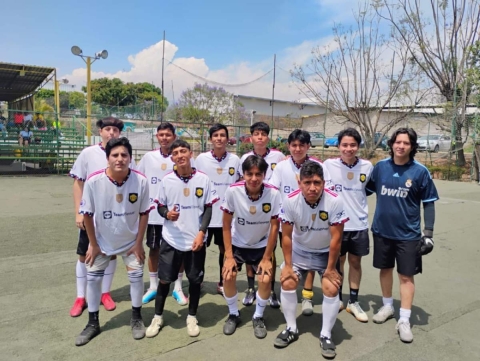 El Troya FC se metió a las semifinales del Torneo Dominical tras vencer al equipo favorito para el campeonato.