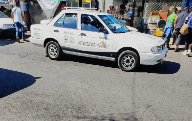 Combina el taxi con el transporte particular