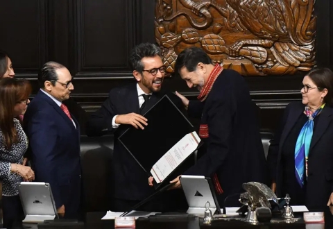 Congreso ratifica a Genaro Lozano como embajador de México en Italia