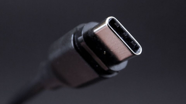 Cargador USB-C: Diferencias, ventajas y por qué será obligatorio a partir de 2024