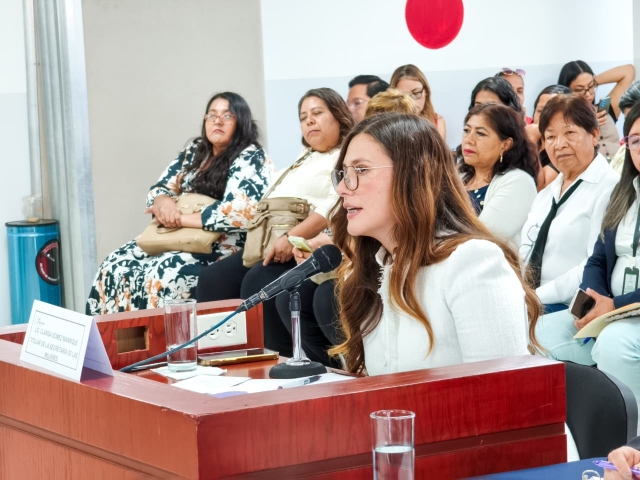 Implementa gobierno de 'La tierra que nos une' acciones puntuales a favor de las mujeres