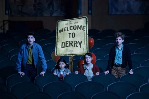 &#039;IT: Bienvenido a Derry&#039;, la esperada precuela de Pennywise, ya tiene fecha de estreno y nuevos detalles