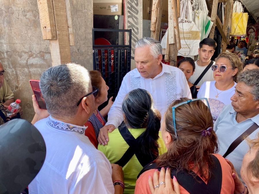 Atiende gobierno de 'La tierra que nos une' a comitiva del mercado Adolfo López Mateos