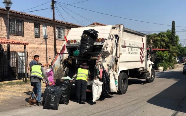 Desde hace más de una semana, hay retraso en la recolección de basura en el municipio.
