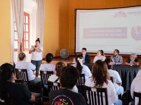 Realizan conversatorio con colectivos de víctimas en Puente de Ixtla