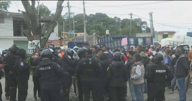 Cierran carretera federal México-Cuernavaca.