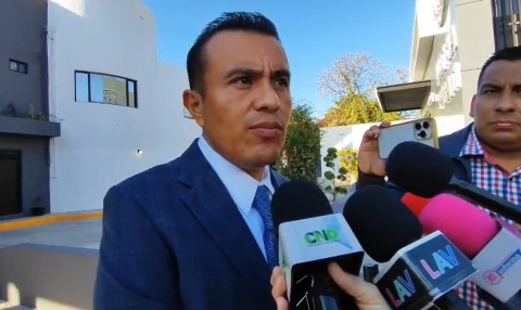 Entrega de primer Informe restablecer&aacute; di&aacute;logo entre Poderes: Isaac Pimentel