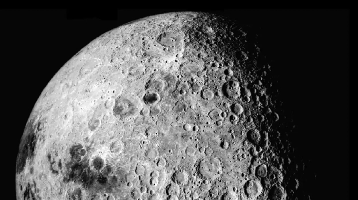 La Luna sigue encogiéndose y su actividad sísmica es constante