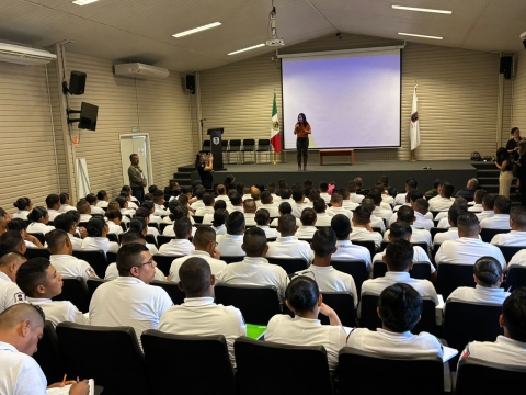 Profesionaliza Morelos a polic&iacute;as y cadetes para prevenir maltrato y crueldad animal