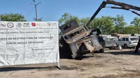 FGR destruye 32 vehículos &#039;monstruo&#039; de grupos delictivos en Tamaulipas