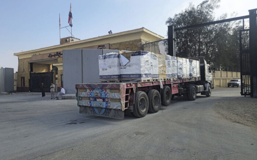 Israel permite entrada de ayuda en Gaza mientras Hamás denuncia muertes por desnutrición