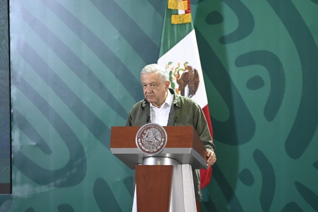 AMLO da conferencia de prensa mañanera desde Cuernavaca