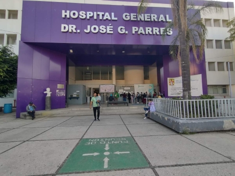 Con la transferencia al IMSS-Bienestar se dio base sólo a 800 trabajadores, informó el sindicato. 