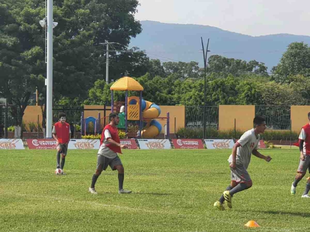 Club Deportivo Yautepec buscará quedarse con el clásico de la región; hoy a las seis de la tarde se disputará su cotejo contra Tigres de Yautepec.