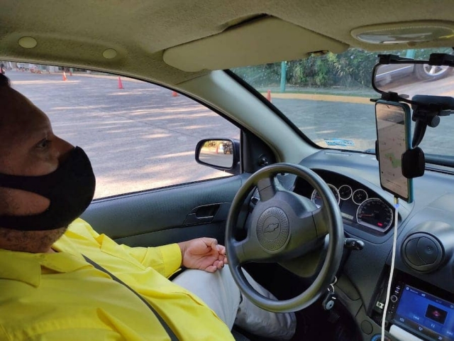 “El servicio (de taxi) se fue cayendo desde hace años…”