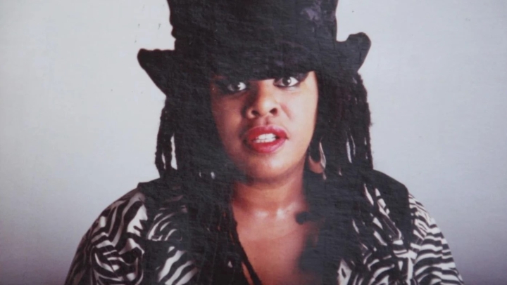 El documental sobre Q. Lazzarus llegará a los cines de México el 30 de abril