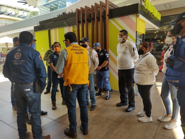 Continúa &#039;Convoy, unidos por Morelos ante el covid-19&#039; recorridos en plazas comerciales