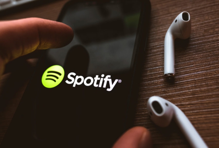 Spotify refuerza medidas contra la suplantación y el spam musical con nuevas reglas sobre uso de IA
