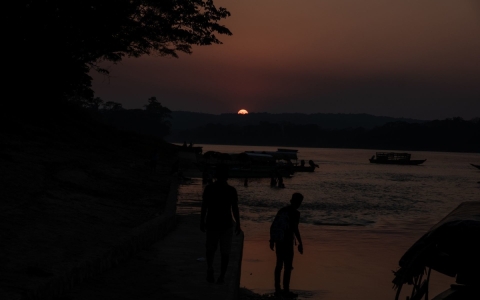 Reportan derrame de hidrocarburo en el río Coatzacoalcos, Veracruz