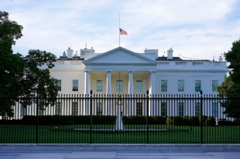 El gobierno de Estados Unidos brindará mil dólares a migrantes que se autodeporten