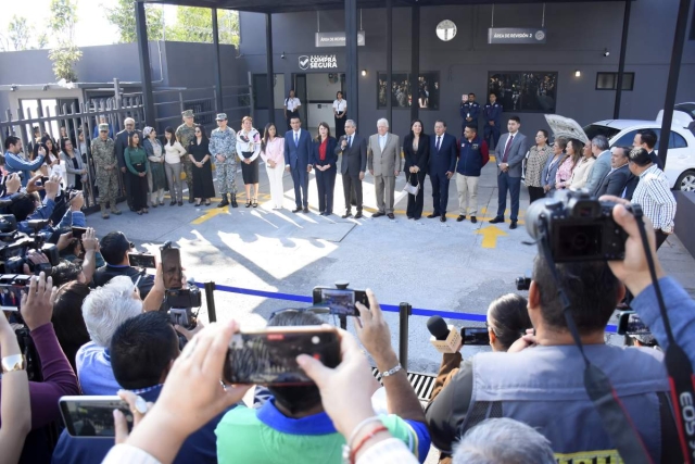 La gobernadora Margarita Gonz&aacute;lez Saravia y el fiscal Fernando Blumenkron inauguraron el espacio en Cuernavaca. 