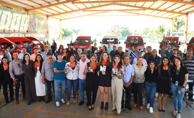  Autoridades pusieron en marcha el programa.