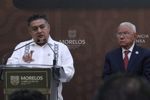 Miguel Ángel Urrutia y Juan Salgado, secretarios de Seguridad y de Gobierno, respectivamente, comparecieron ayer ante medios de comunicación. 