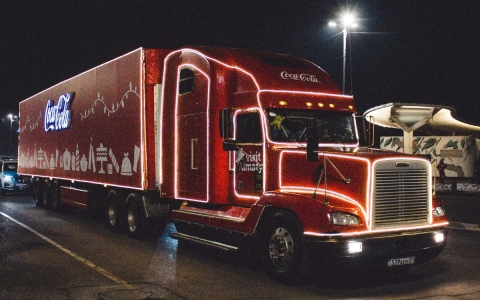 Piden a Cofepris cancelar las Caravanas Navide&ntilde;as de Coca-Cola