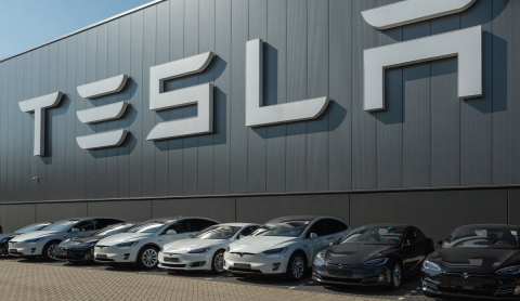 Crisis de Tesla: Caen ventas y crecen las críticas hacia Elon Musk