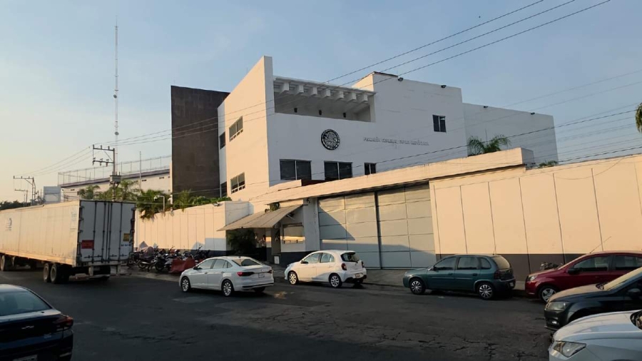 El exrector fue trasladado a la delegación de la FGR.