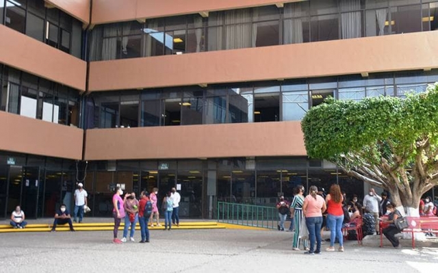 El IEBEM avisa que ya pagó estímulo al desempeño docente