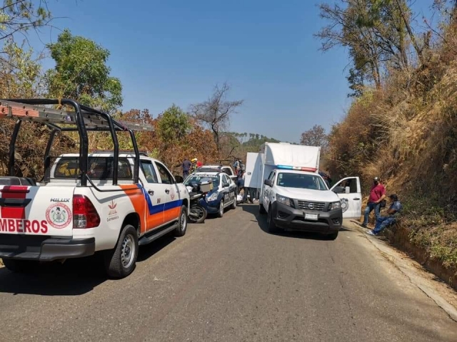 4 hombres fallecieron durante una volcadura